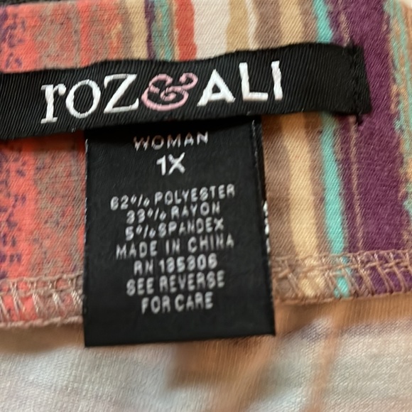 Maxi A-line skirt. Roz&Ali. NWT. 1X. Multi colored. - Picture 4 of 5